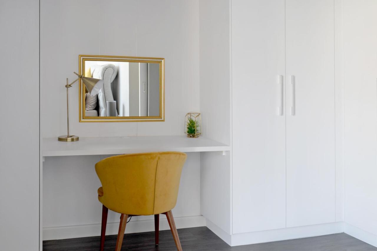 Naomi - Designer Penthouse In The Heart Of Cape Town