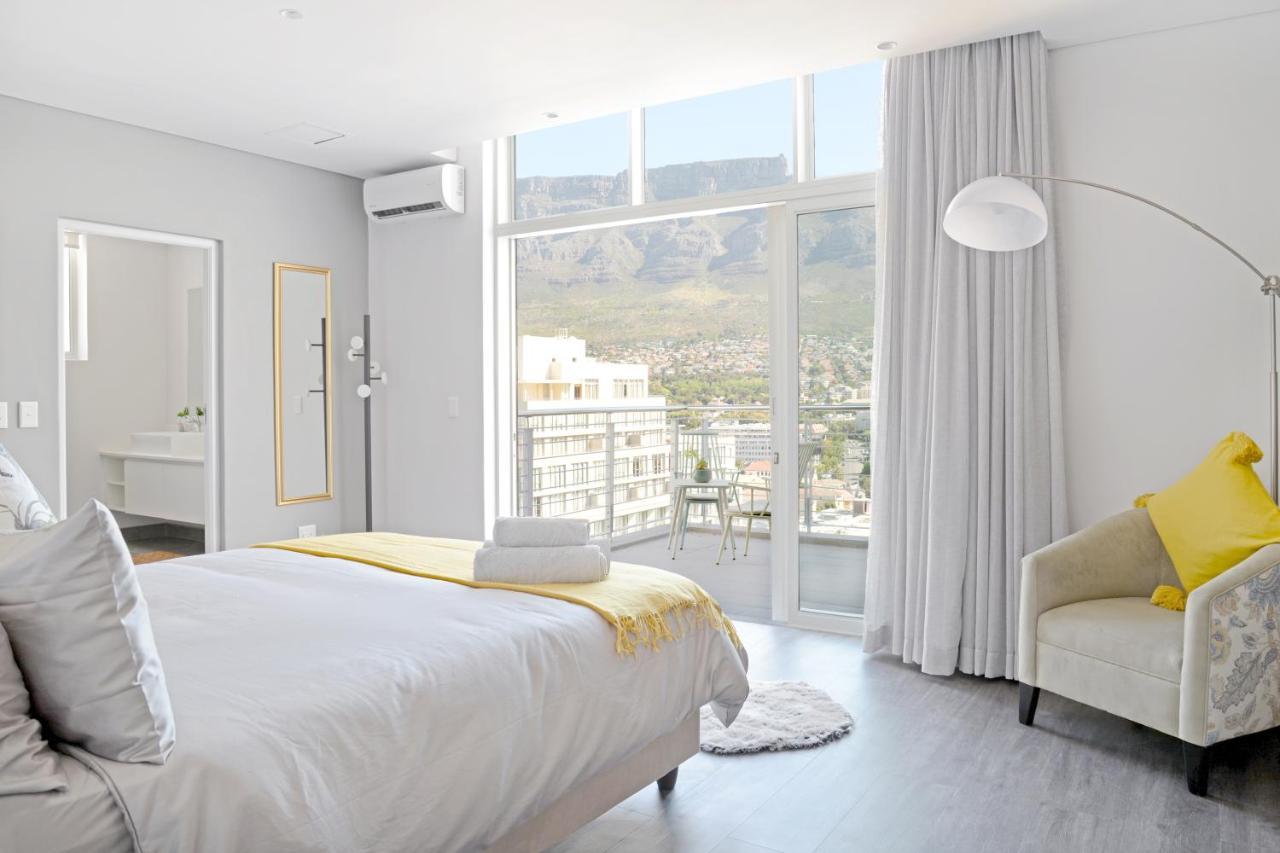 Naomi - Designer Penthouse In The Heart Of Apartment