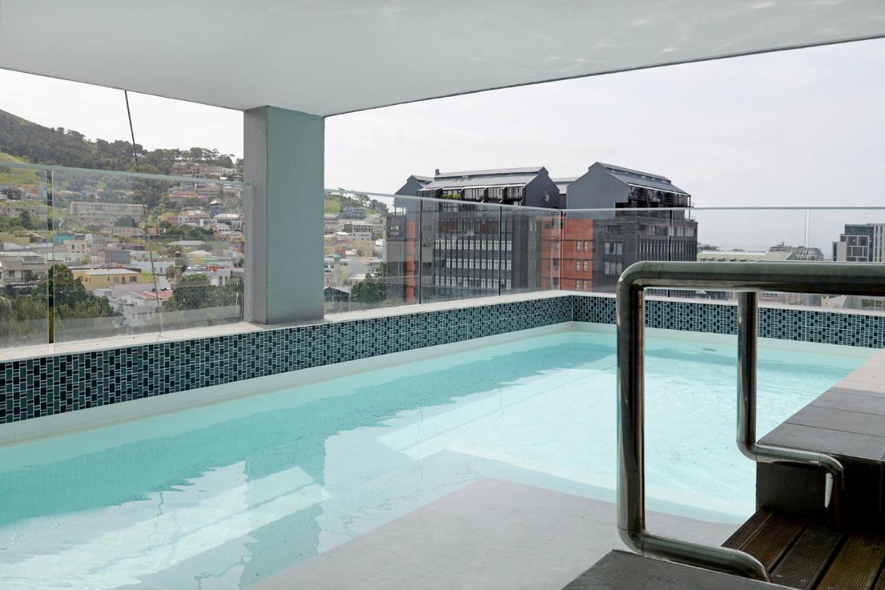 Naomi - Designer Penthouse In The Heart Of * Cape Town